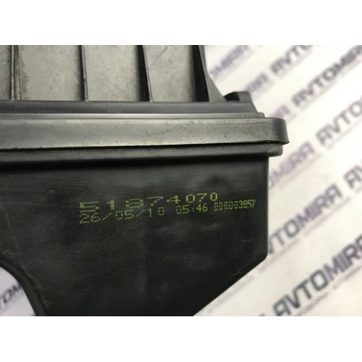 Корпус воздушного фильтра Fiat Doblo 1.3 MJTD 2000-2010 55189134
